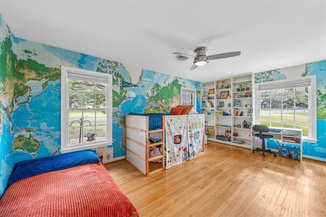 2516 Old Oaks Drive, Waco, TX 76710