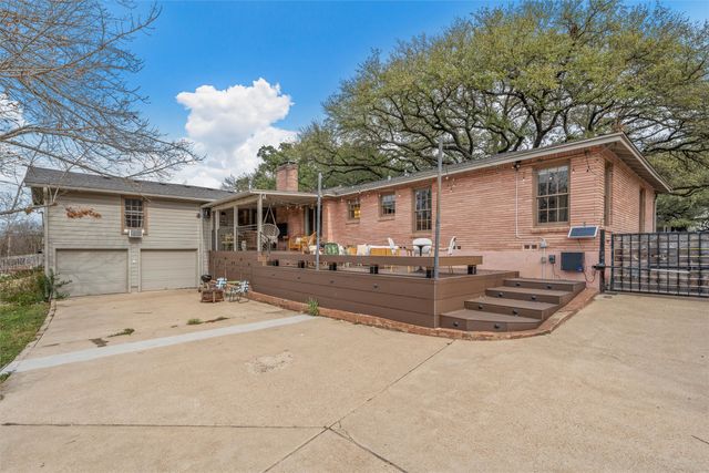 2516 Old Oaks Drive, Waco, TX 76710