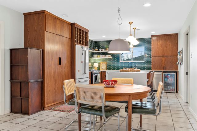 2516 Old Oaks Drive, Waco, TX 76710