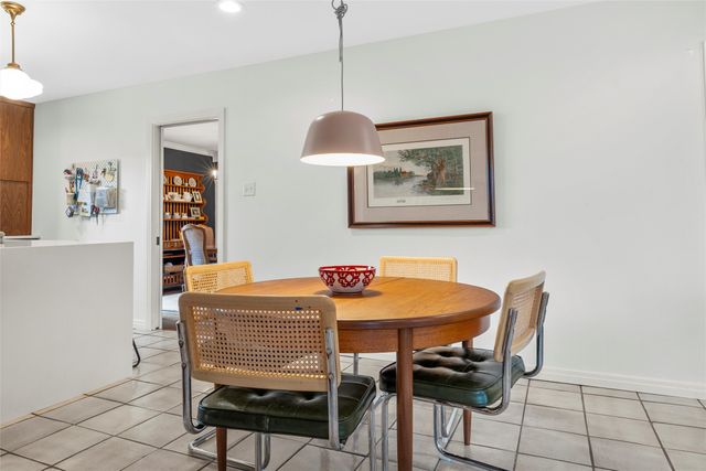 2516 Old Oaks Drive, Waco, TX 76710