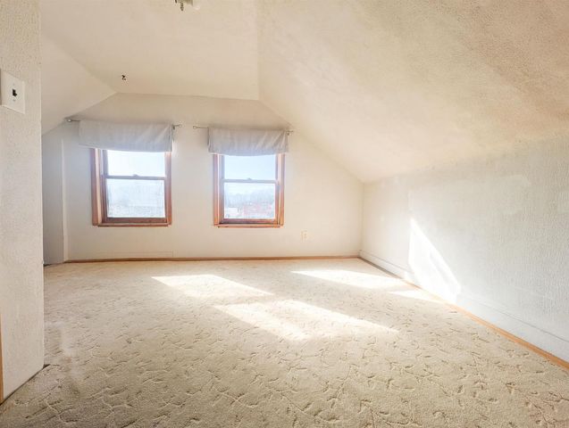 206 N 2nd Avenue, Wausau, WI 54401