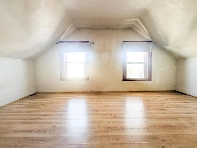 206 N 2nd Avenue, Wausau, WI 54401