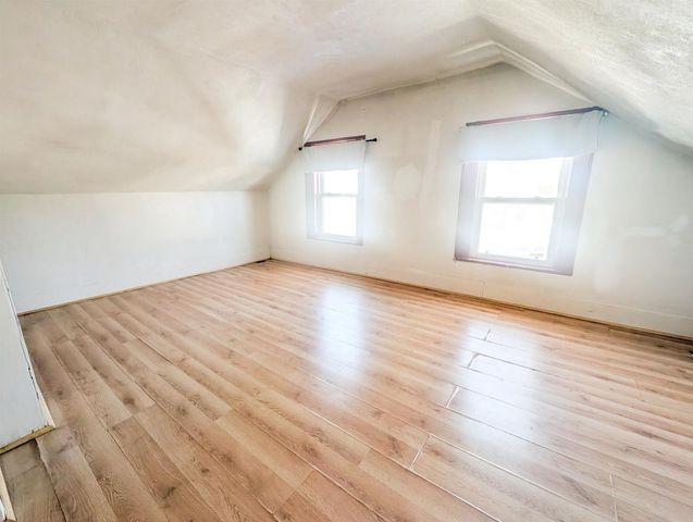 206 N 2nd Avenue, Wausau, WI 54401