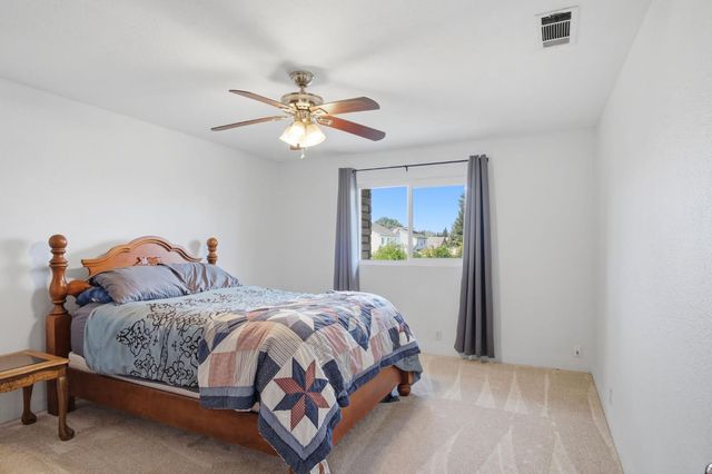 1669 London Ave, Manteca, CA 95336