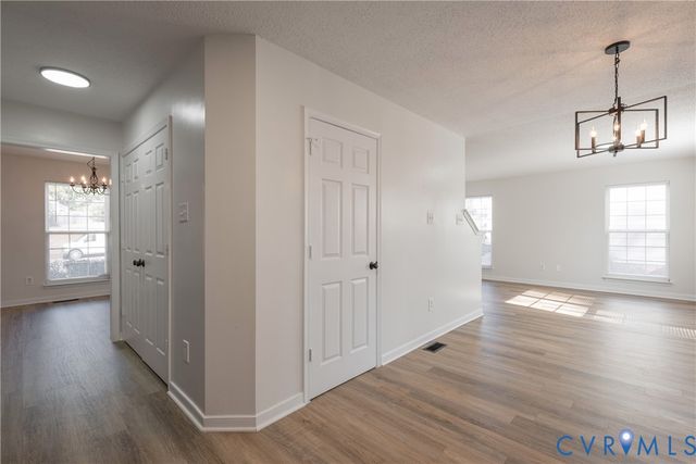 2628 Grand Glen Rd, Richmond, VA 23223