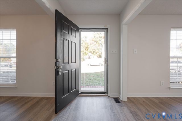 2628 Grand Glen Rd, Richmond, VA 23223