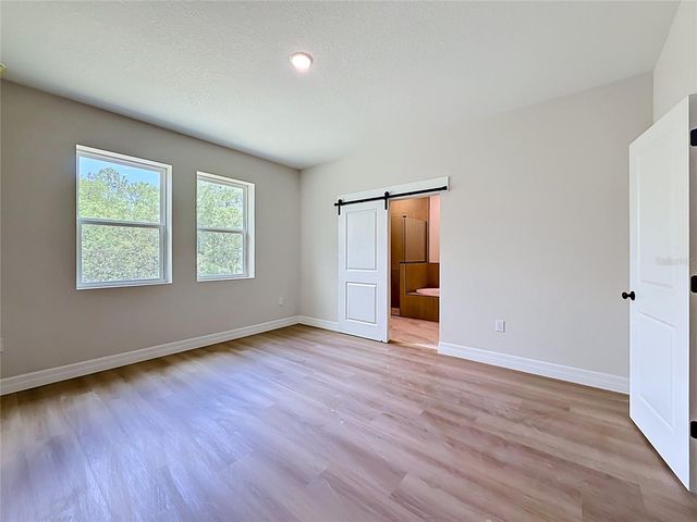 31825 NUTMEG AVENUE, Eustis, FL 32736