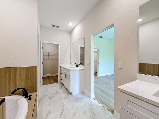 31825 NUTMEG AVENUE, Eustis, FL 32736