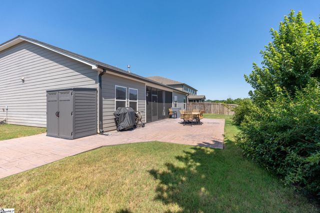 404 Cattail Hollow Way, Simpsonville, SC 29680