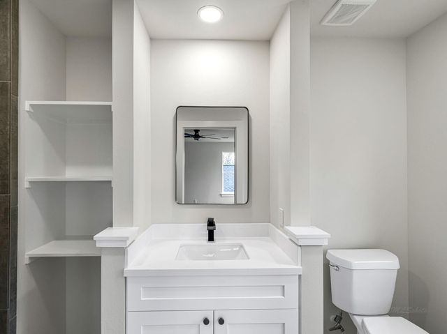 1006 4th Street, Hempstead, TX 77445