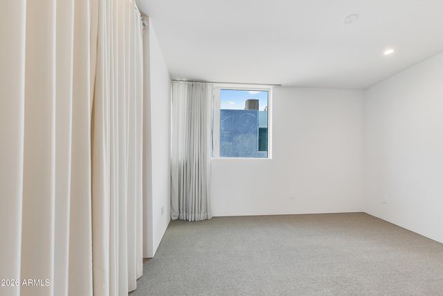 1145 E WHITTON Avenue 1008, Phoenix, AZ 85014