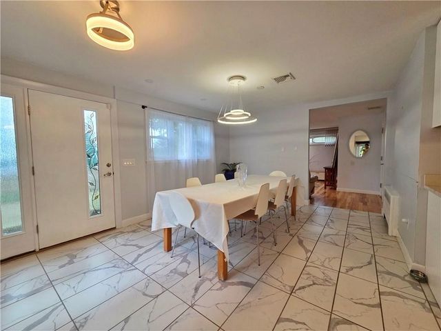 141 Glen Ridge Road, Cranston, RI 02920