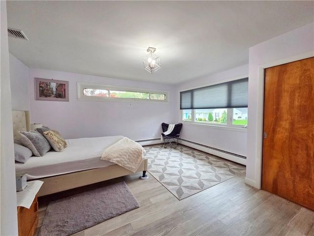 141 Glen Ridge Road, Cranston, RI 02920