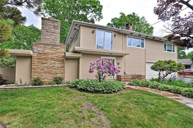 141 Glen Ridge Road, Cranston, RI 02920