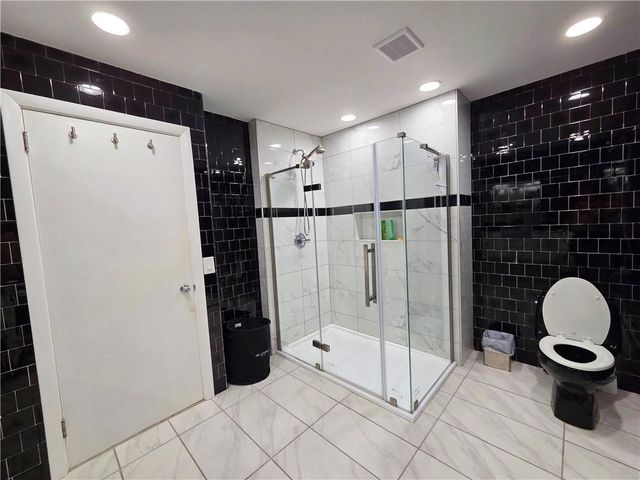 141 Glen Ridge Road, Cranston, RI 02920