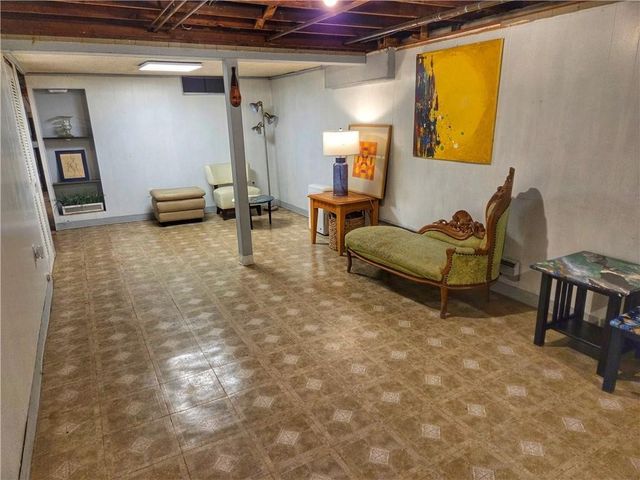 141 Glen Ridge Road, Cranston, RI 02920