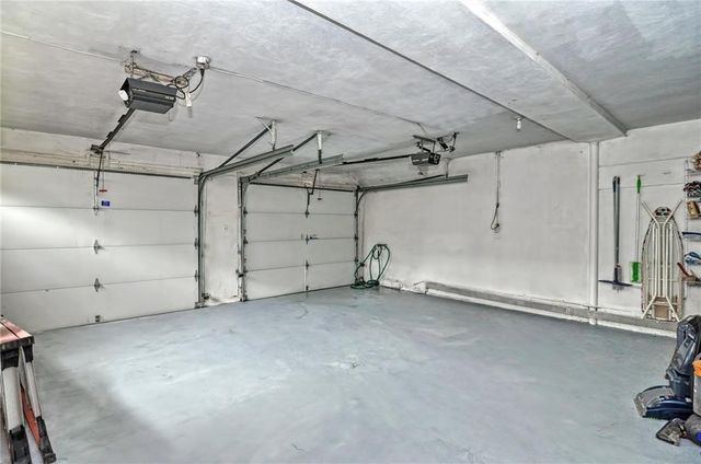 141 Glen Ridge Road, Cranston, RI 02920