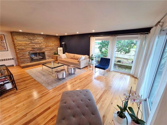 141 Glen Ridge Road, Cranston, RI 02920