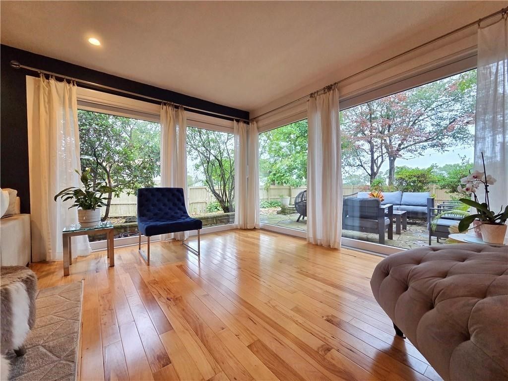 141 Glen Ridge Road, Cranston, RI 02920