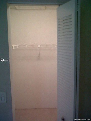 1239 SW 46th Avenue 906, Pompano Beach, FL 33069