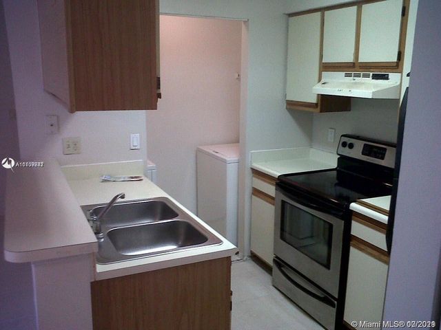 1239 SW 46th Avenue 906, Pompano Beach, FL 33069