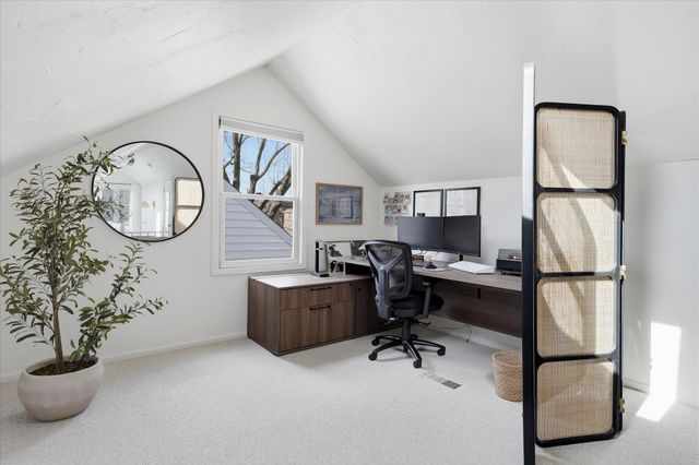 1491 California Avenue W, Falcon Heights, MN 55108