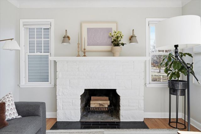 1491 California Avenue W, Falcon Heights, MN 55108