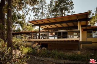 2 Seahurst Road, Rolling Hills Estates, CA 90274