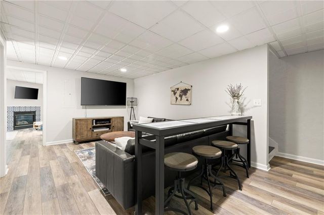 313 Thorntree Lane, Canton, GA 30115