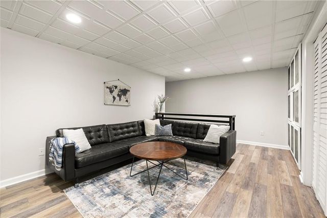 313 Thorntree Lane, Canton, GA 30115