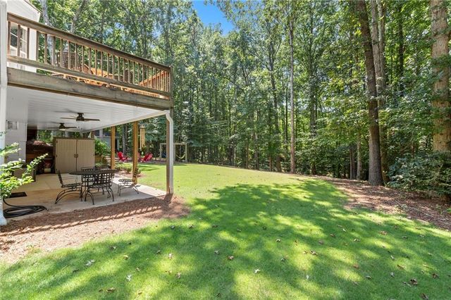 313 Thorntree Lane, Canton, GA 30115