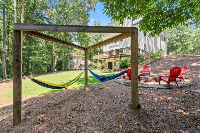 313 Thorntree Lane, Canton, GA 30115