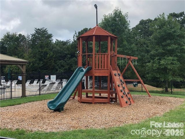 6639 Rothchild Drive, Charlotte, NC 28270