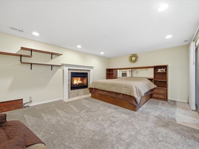 7321 W Suncrest St, Wichita, KS 67212