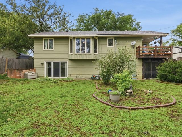 7321 W Suncrest St, Wichita, KS 67212