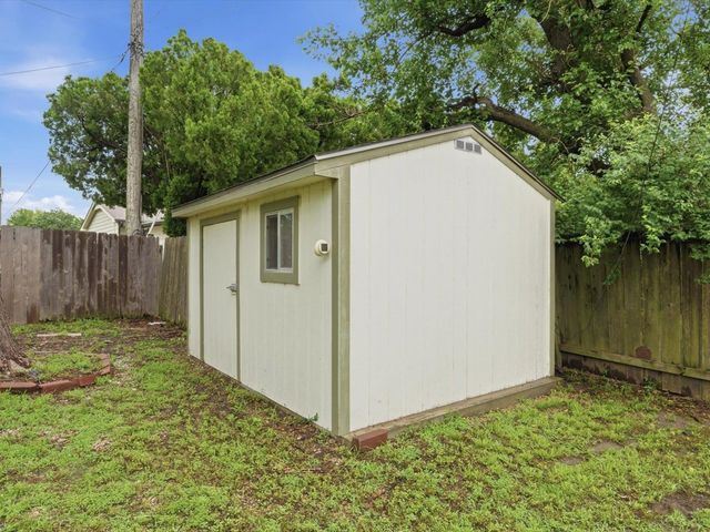 7321 W Suncrest St, Wichita, KS 67212