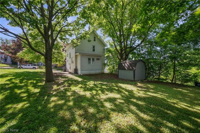 2164 11th Street SW, Akron, OH 44314