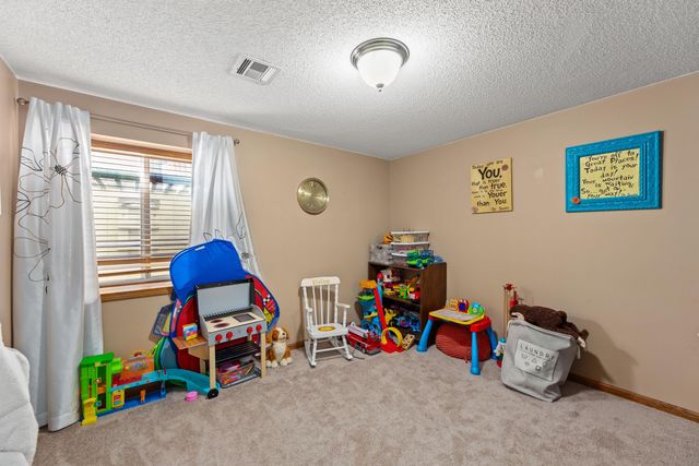 3429 N PEPPER RIDGE ST, Wichita, KS 67205