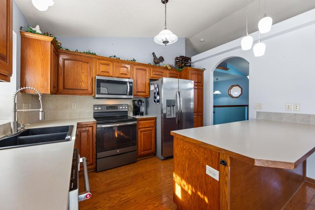 3429 N PEPPER RIDGE ST, Wichita, KS 67205