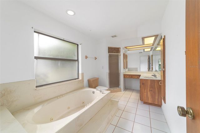 1140 NE 20TH AVENUE, Ocala, FL 34470