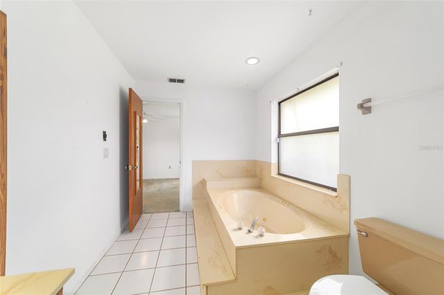 1140 NE 20TH AVENUE, Ocala, FL 34470