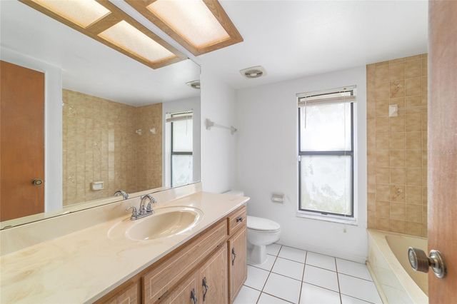 1140 NE 20TH AVENUE, Ocala, FL 34470