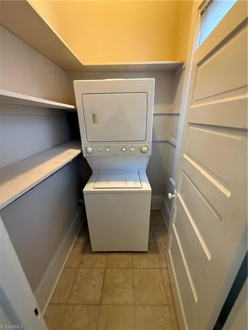 124 Taylor Street 2, Winston-salem, NC 27101