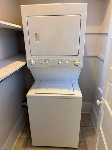 124 Taylor Street 2, Winston-salem, NC 27101