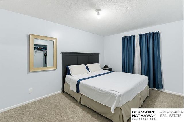 8609 Park View Boulevard, La Vista, NE 68128