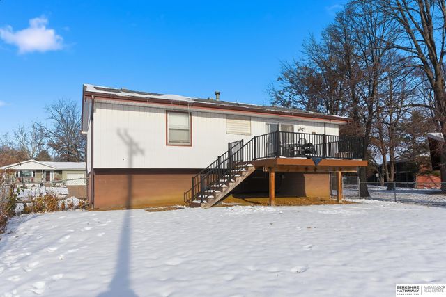 8609 Park View Boulevard, La Vista, NE 68128