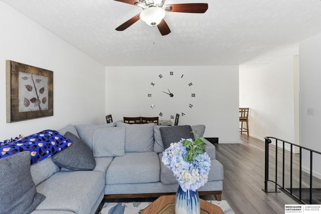 8609 Park View Boulevard, La Vista, NE 68128