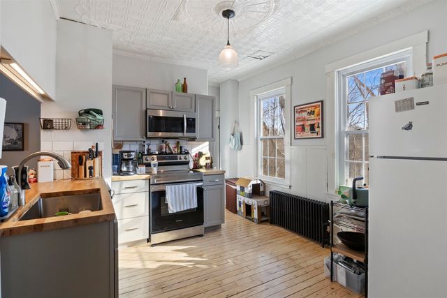 16 Springfield Court, Rochester, NH 03867