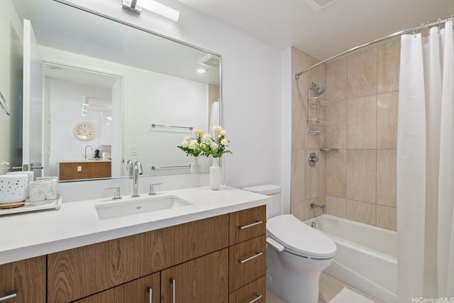 629 Keeaumoku Street 2108, Honolulu, HI 96814