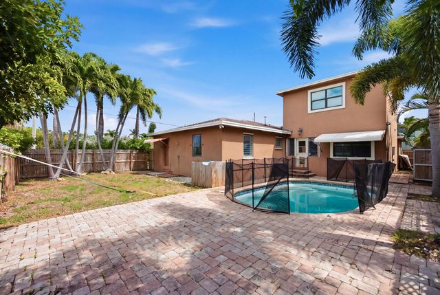 303 Cornell Drive, Lake Worth Beach, FL 33460
